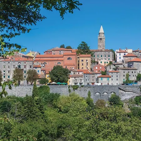 Gorgeous In Prázdninový dům *