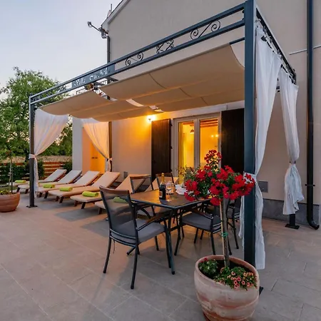 Holiday home Gorgeous In With Wifi *