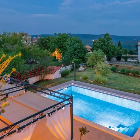 Gorgeous In With Wifi Holiday home Puntera