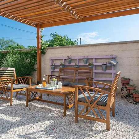 Gorgeous In Tatil Evi Puntera